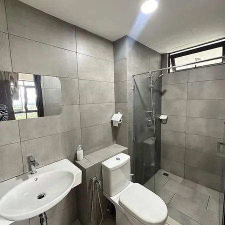 Fayyadh Homestay K Avenue Kota Kinabalu Exterior photo